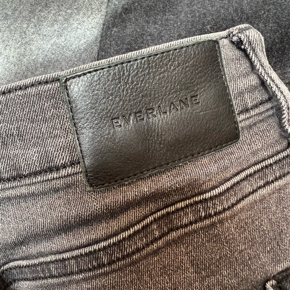 EVERLANE High Rise Cigarette Button Fly Women's Jeans Denim  -  Size:  28 - Picture 3 of 6